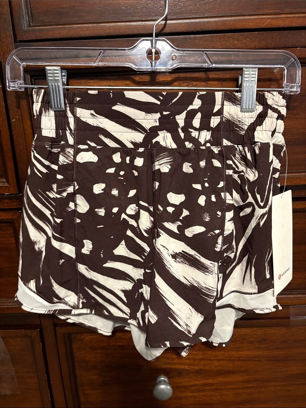 Lululemon Hotty Hot HR Short 4” Lined